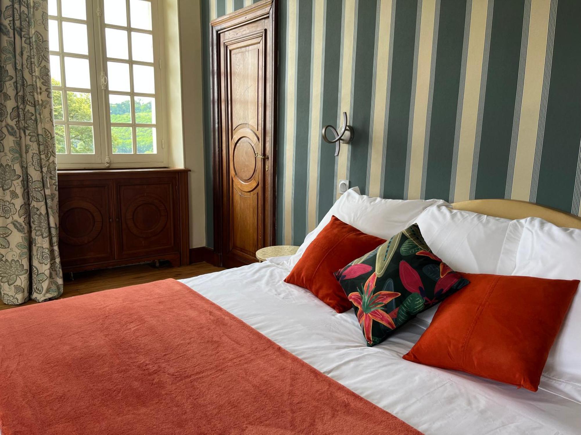 Hotel Le Relais Du Faget Oloron-Sainte-Marie Esterno foto